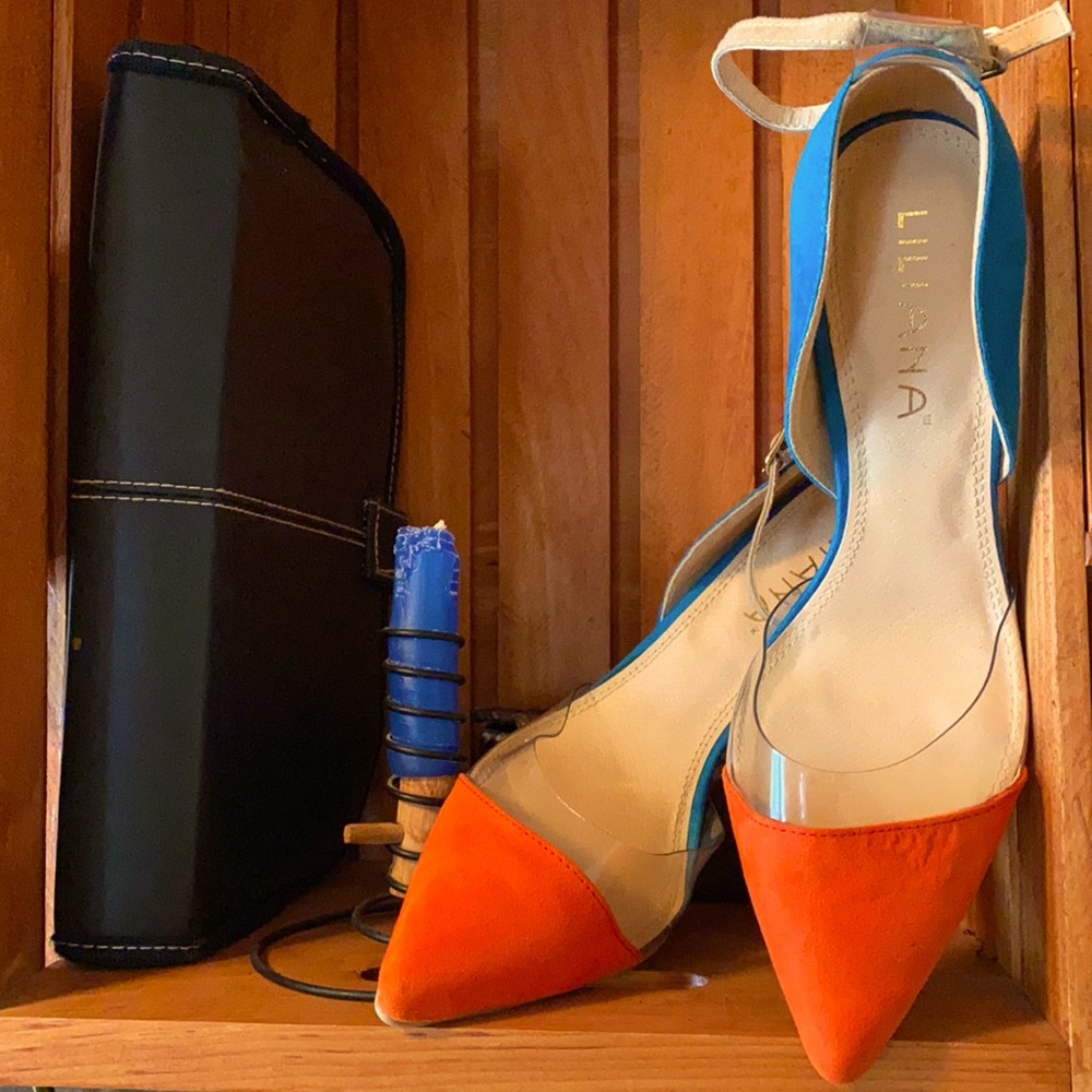 Women’s two tone heels